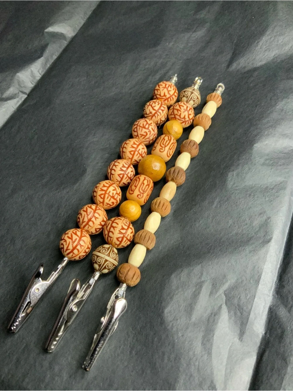 3x Beaded Key & Card Clips in Brown and Cream